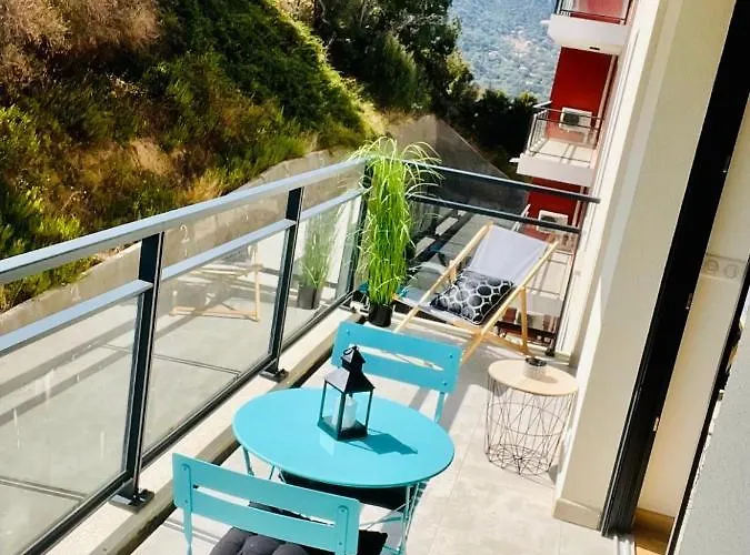 Ajaccio T2 grand standing neuf - centre ville et plages - 4 personnes - parking privé